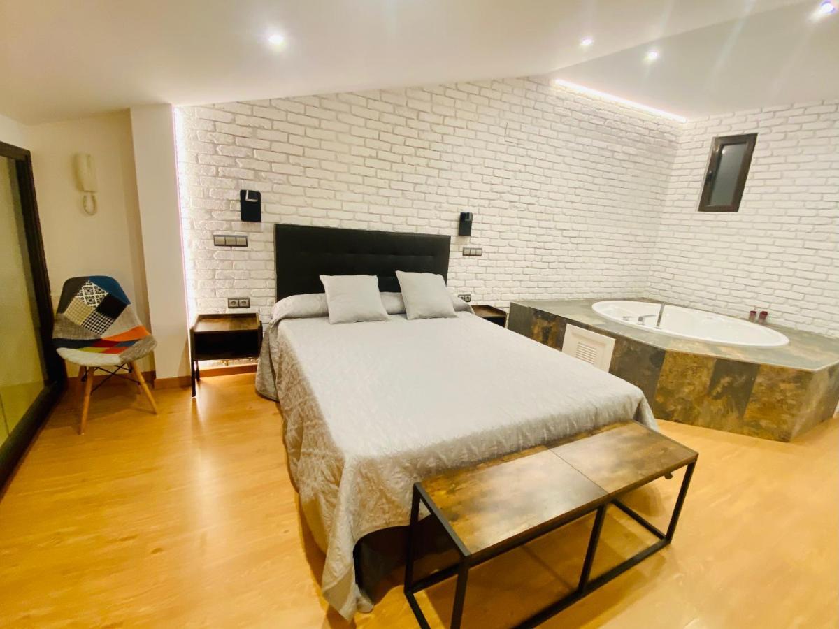 Suite Sorpresa Vut La Taberna Arenas de San Pedro Εξωτερικό φωτογραφία